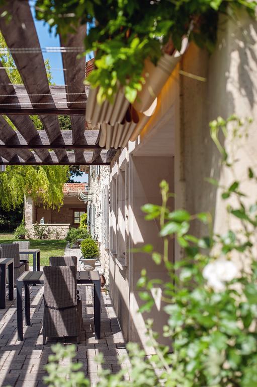 Bed and Breakfast Les Champs De Provence La Baume-de-Transit Экстерьер фото